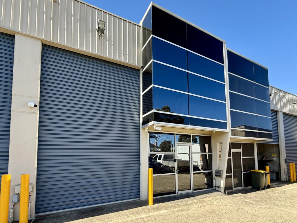 3/101-103 Lambeck Drive, TULLAMARINE VIC 3043